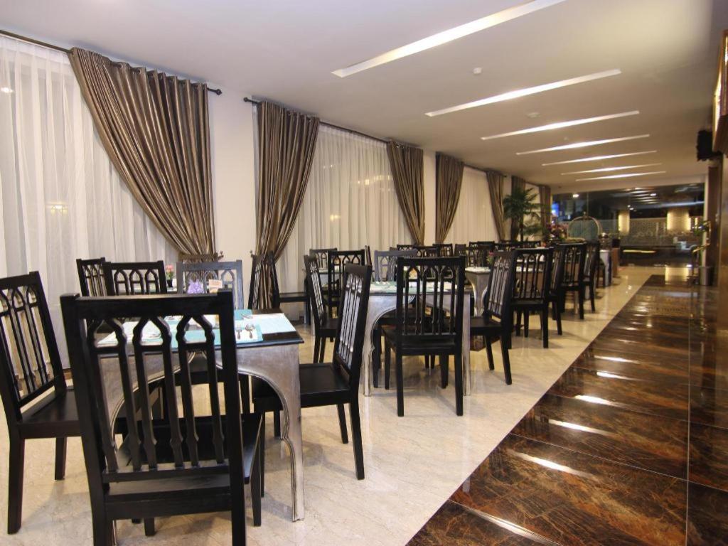 Grand Amira Hotel Solo, Azana Hotels Collection Exterior photo